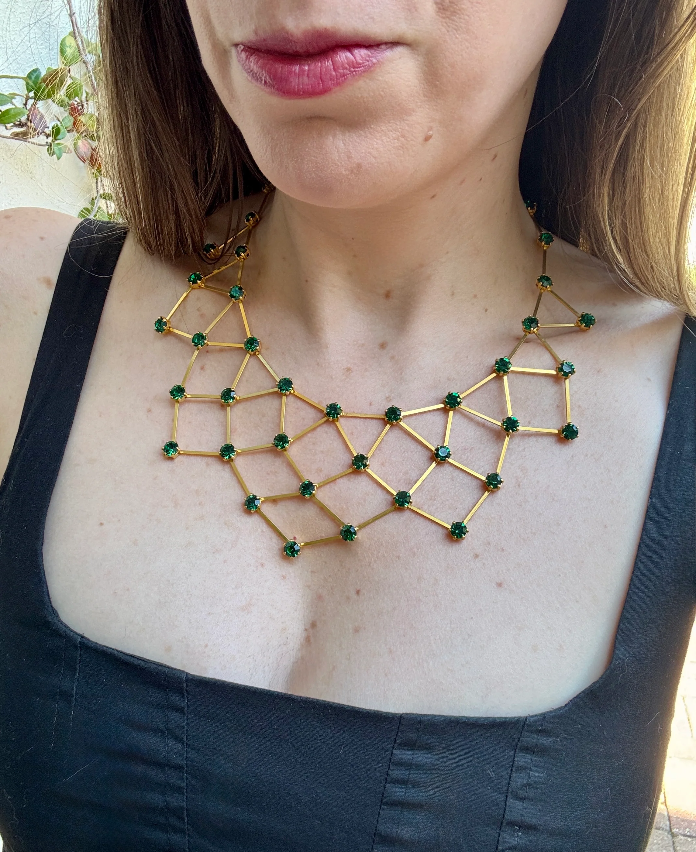 1960s French Emerald Green Crystal Gold Collar Necklace - Image 3