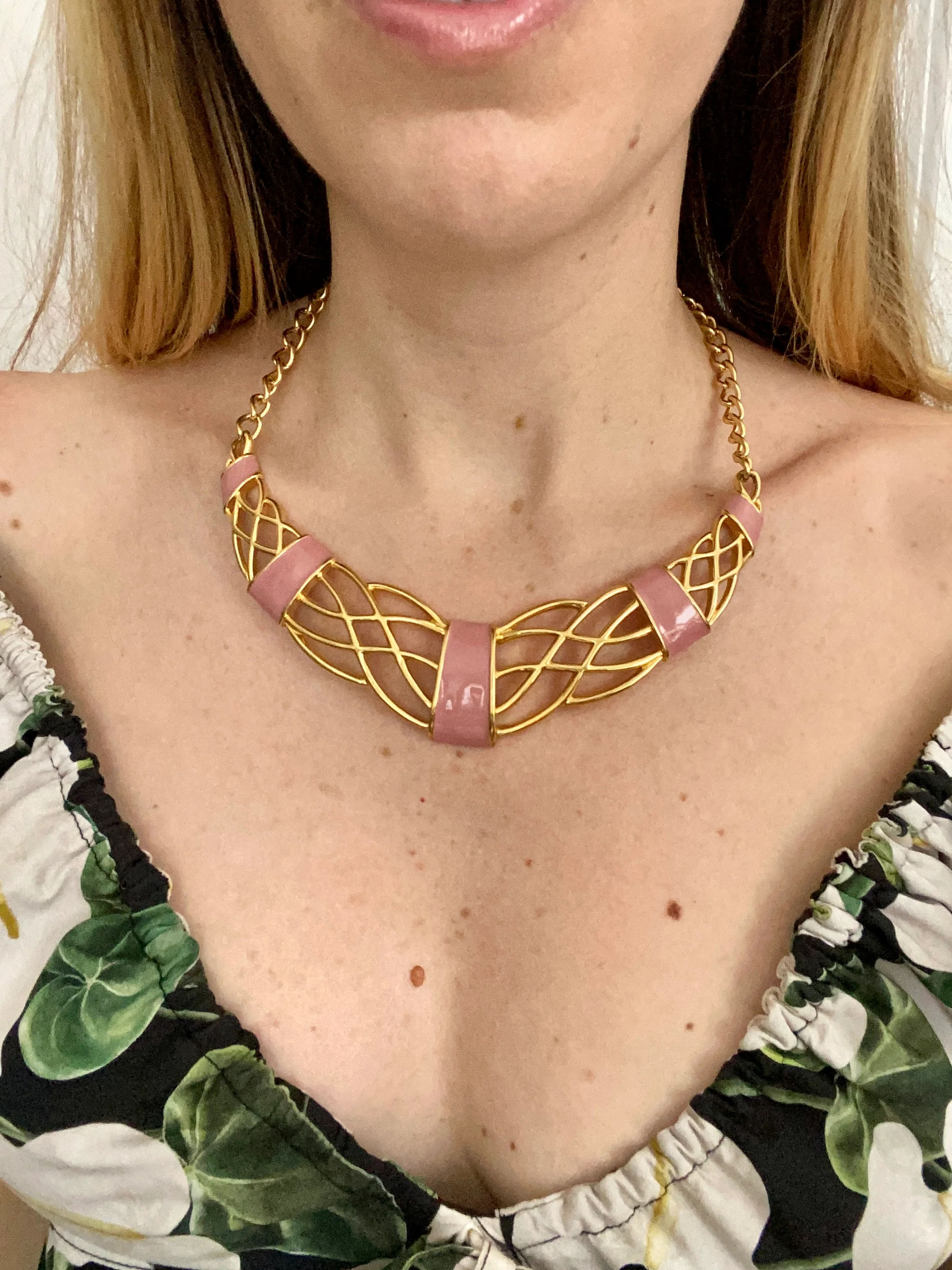 80s Monet Gold and Pink Enamel Statement Necklace - Image 3
