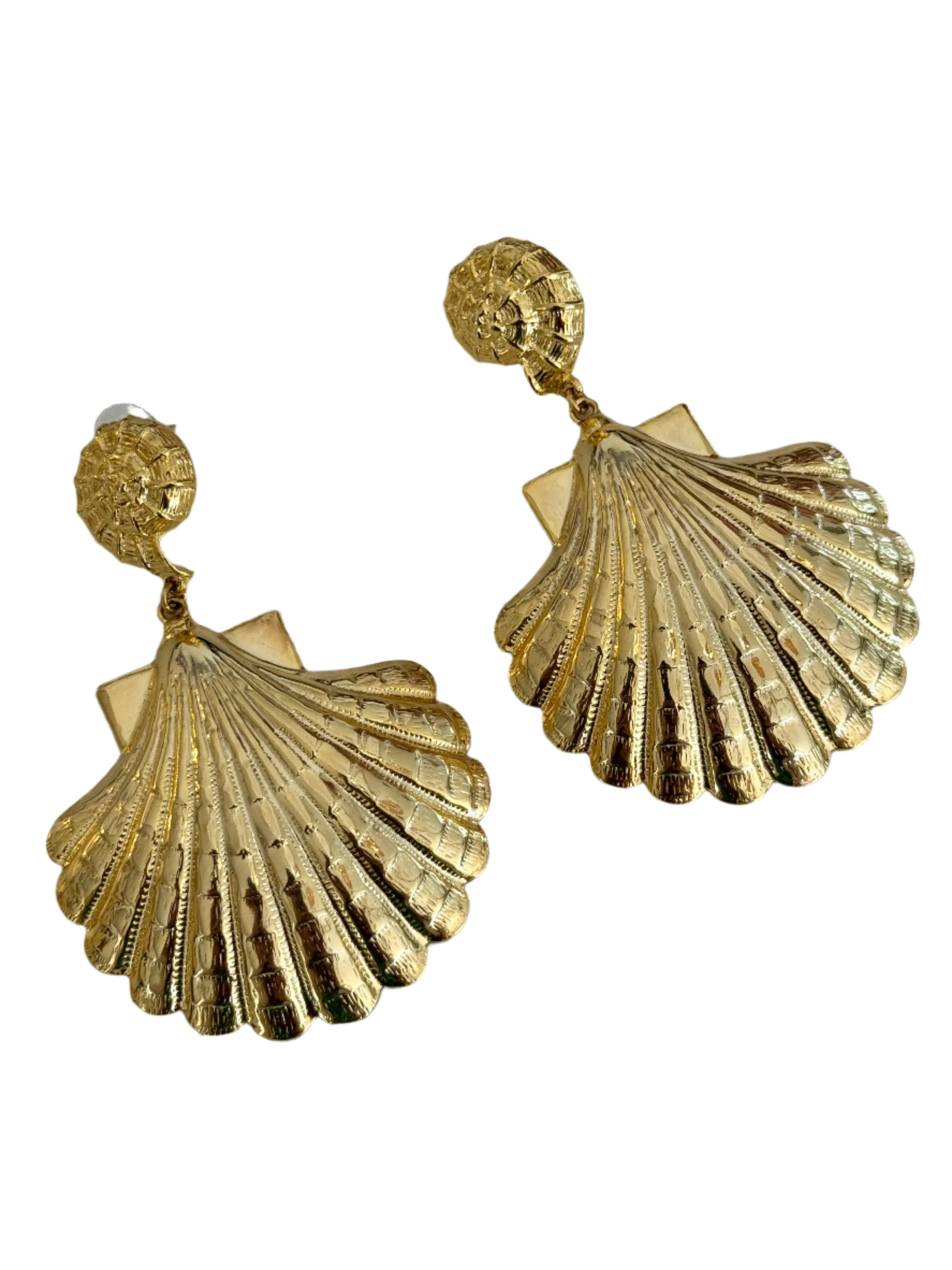 Kiki Nautilus Shell Earrings - Image 4