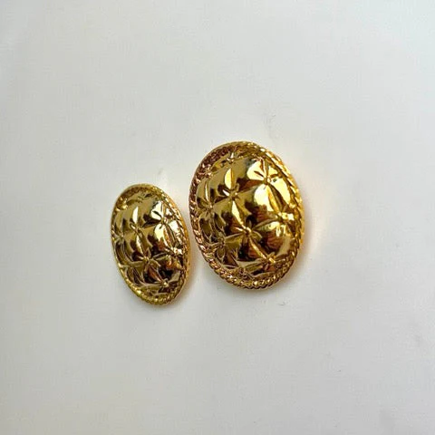 Quilted Gold Cushion Clip Ons - Image 2