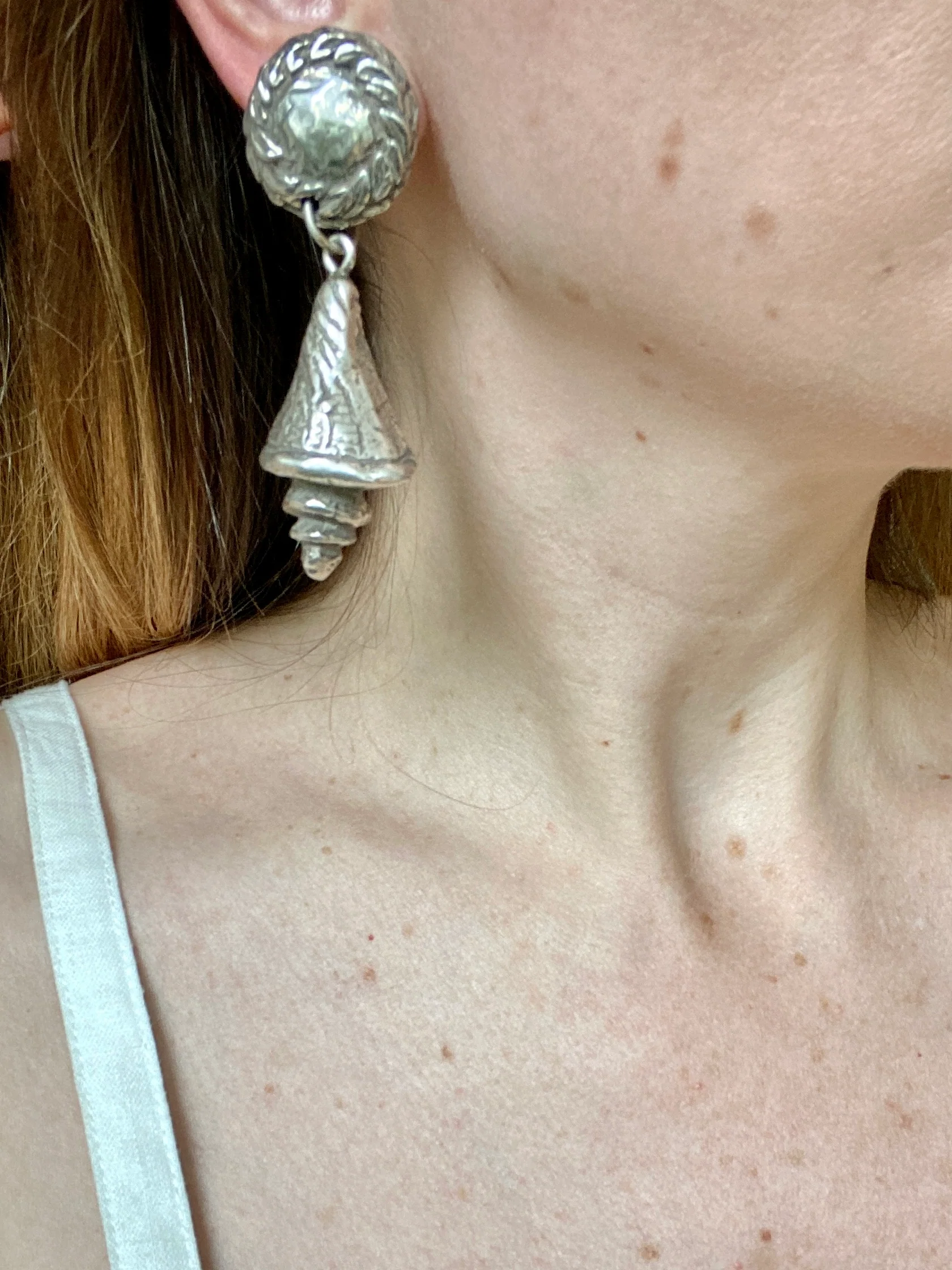 French Designer Chantal de Kerouartz Silver Shell Statement Earrings - Image 3