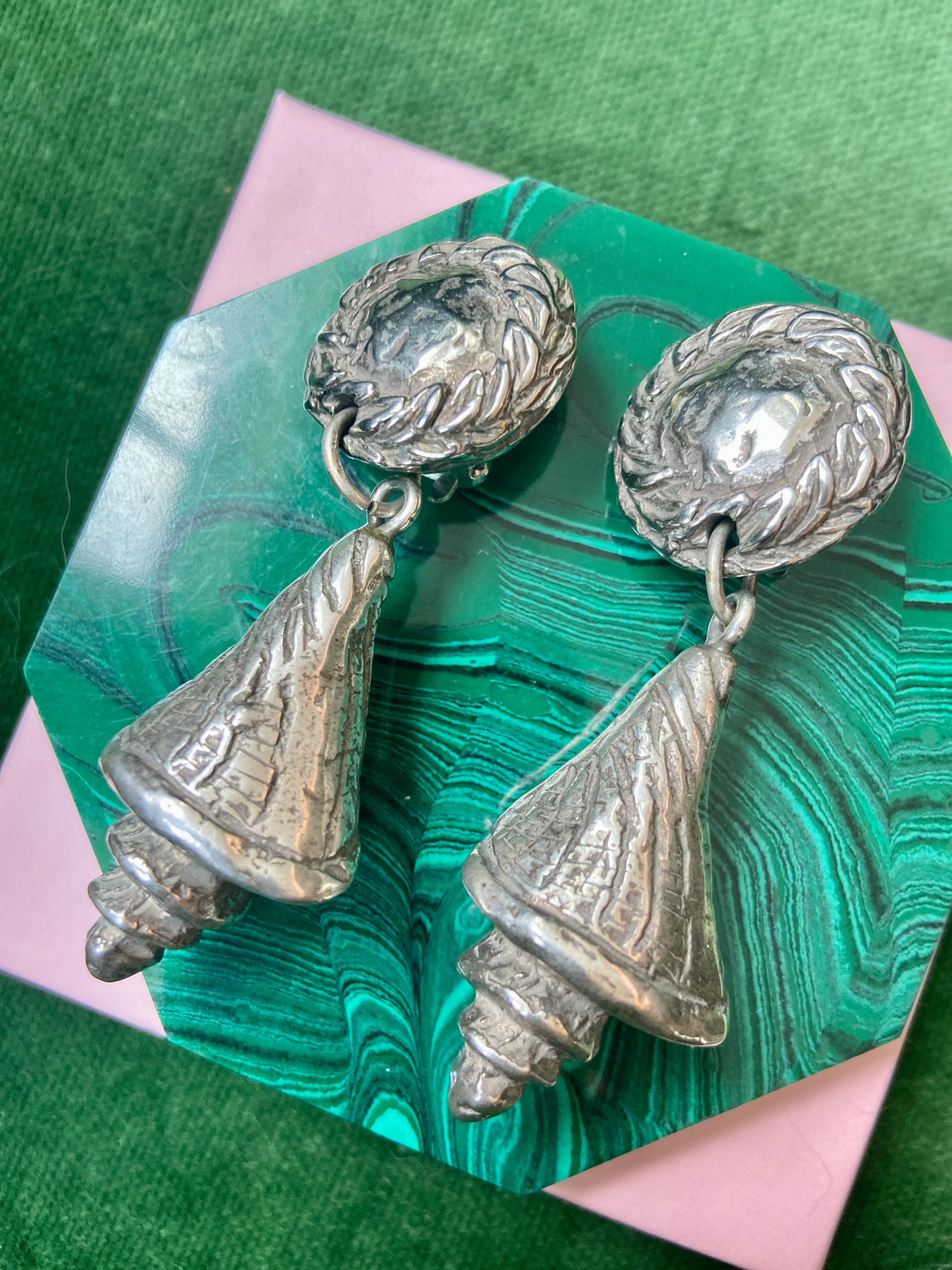 French Designer Chantal de Kerouartz Silver Shell Statement Earrings - Image 6