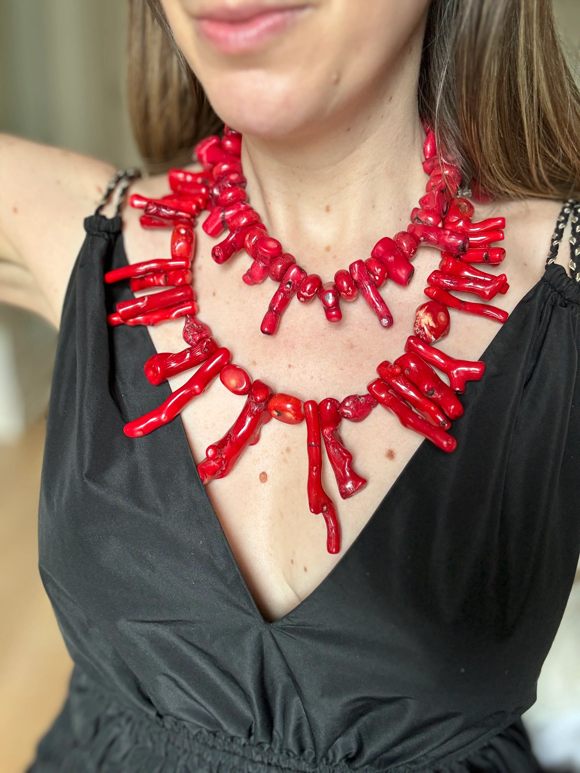 16-Inch Red Branch Coral Necklace - Image 3