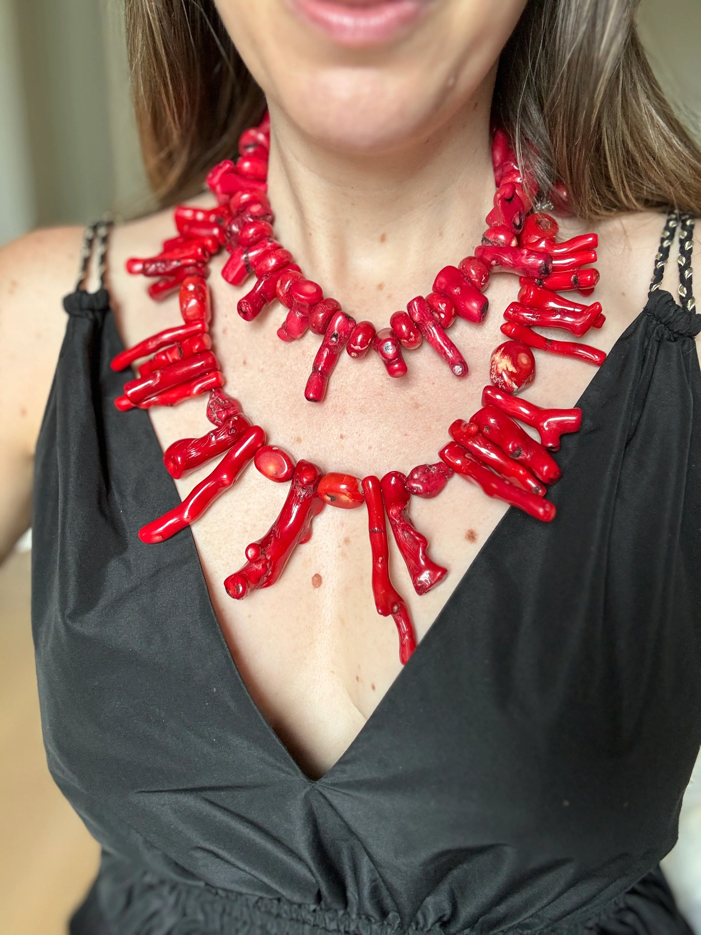 16-Inch Red Branch Coral Necklace - Image 4