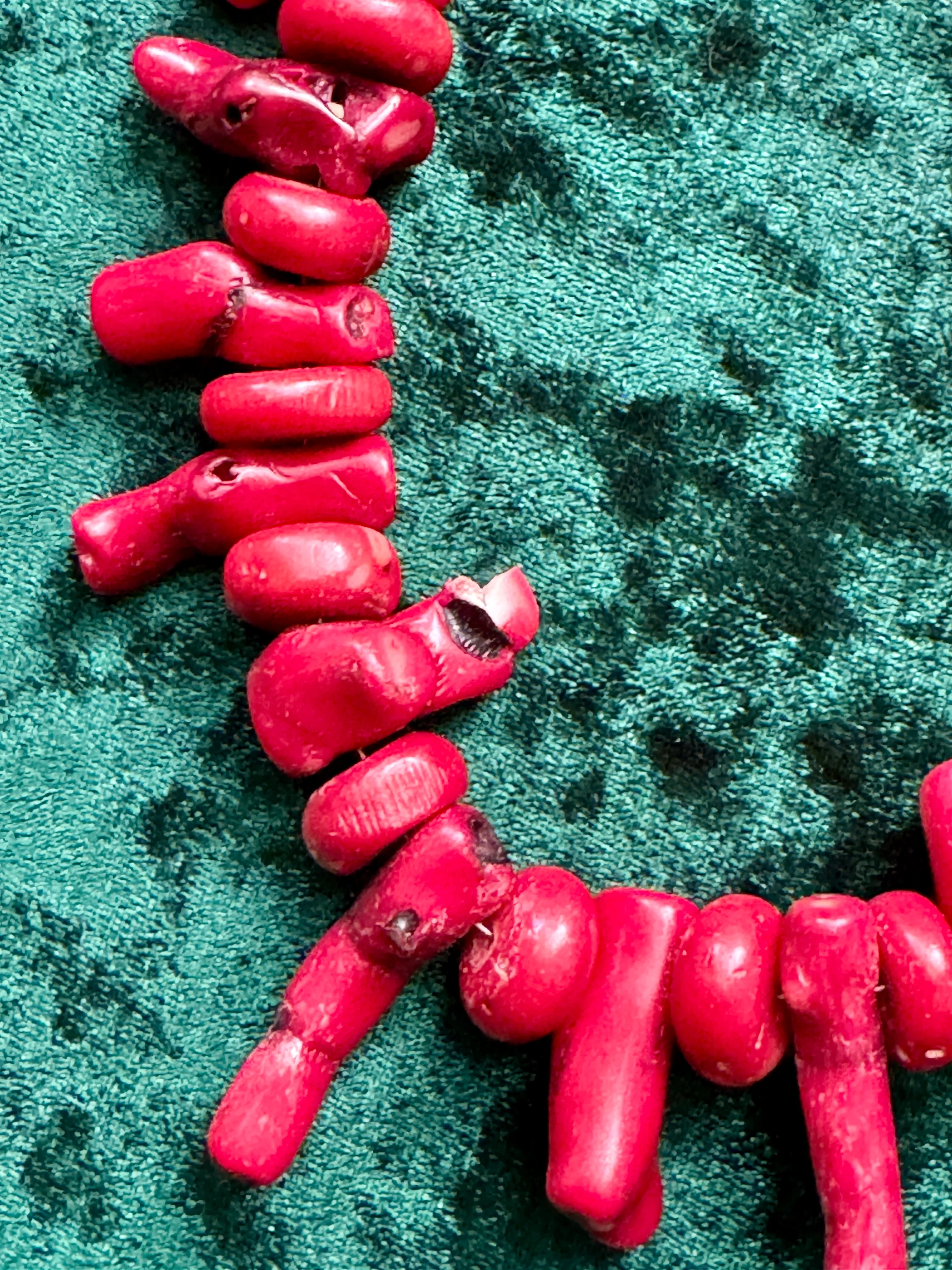 16-Inch Red Branch Coral Necklace - Image 6