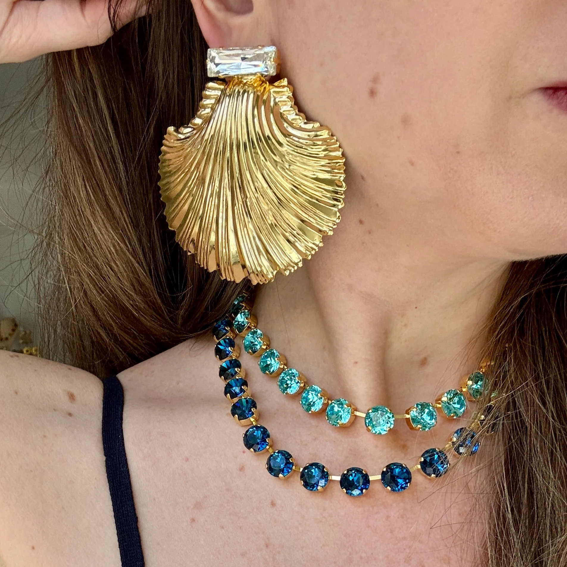 Large Diamond Clear Crystal Gold Shell Earrings - Image 2