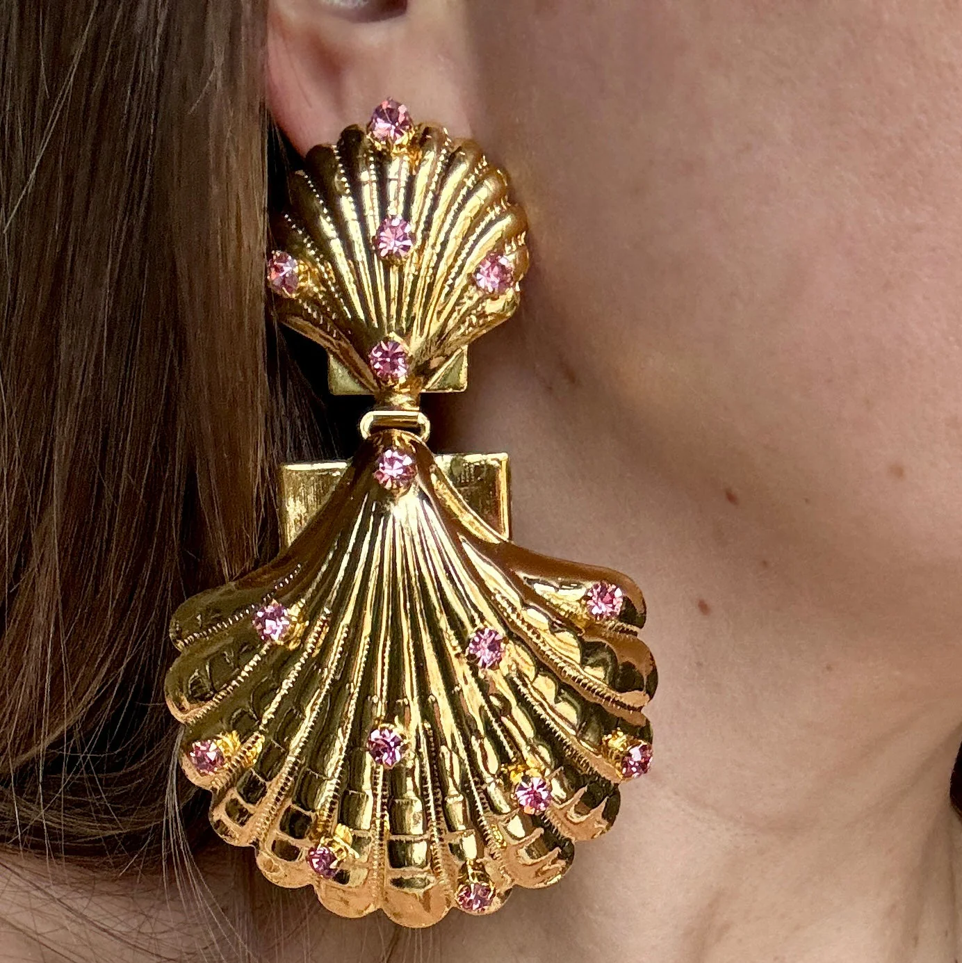 Gigi Pink Shell Earrings - Image 4