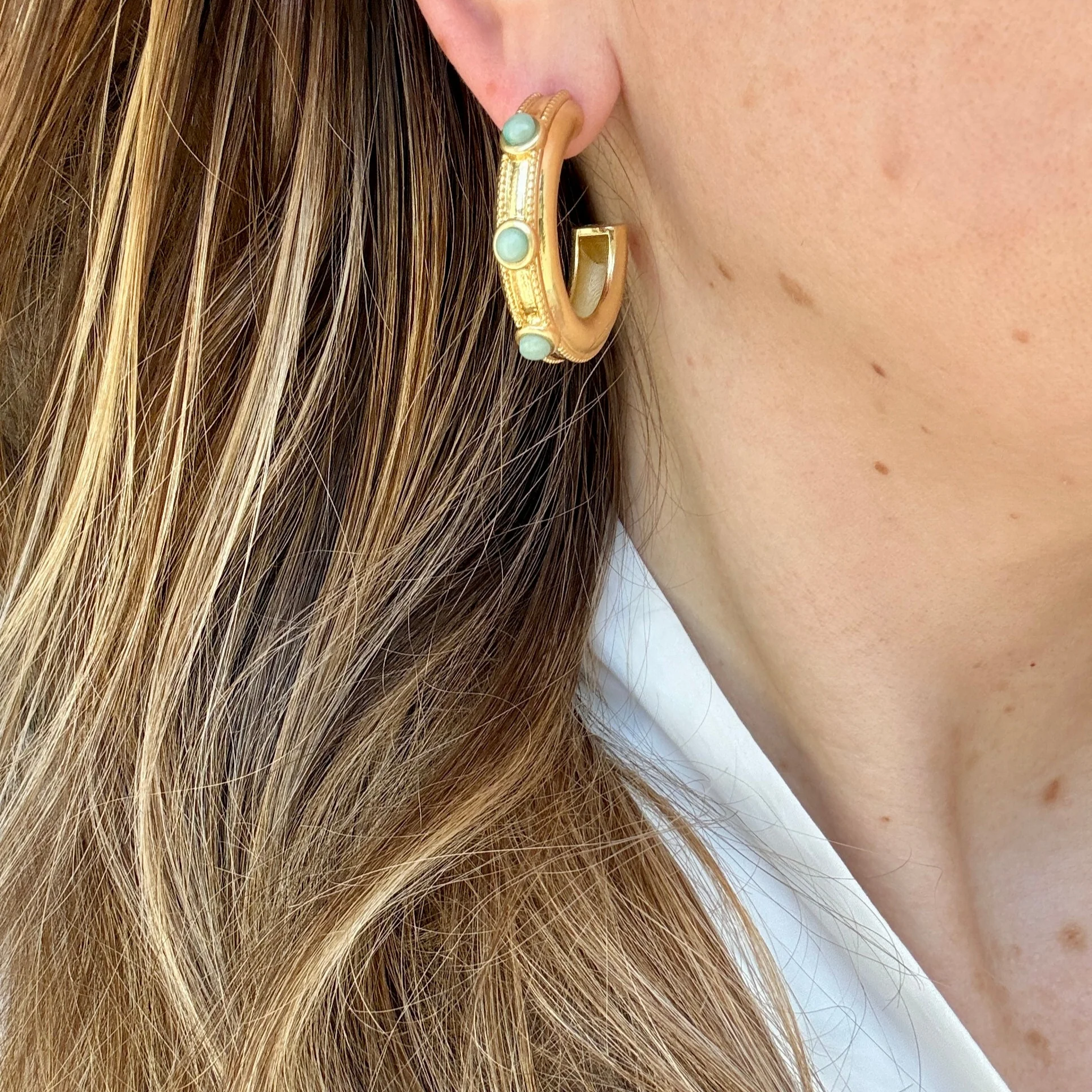 Olivia Gold Hoop Earring - Image 4
