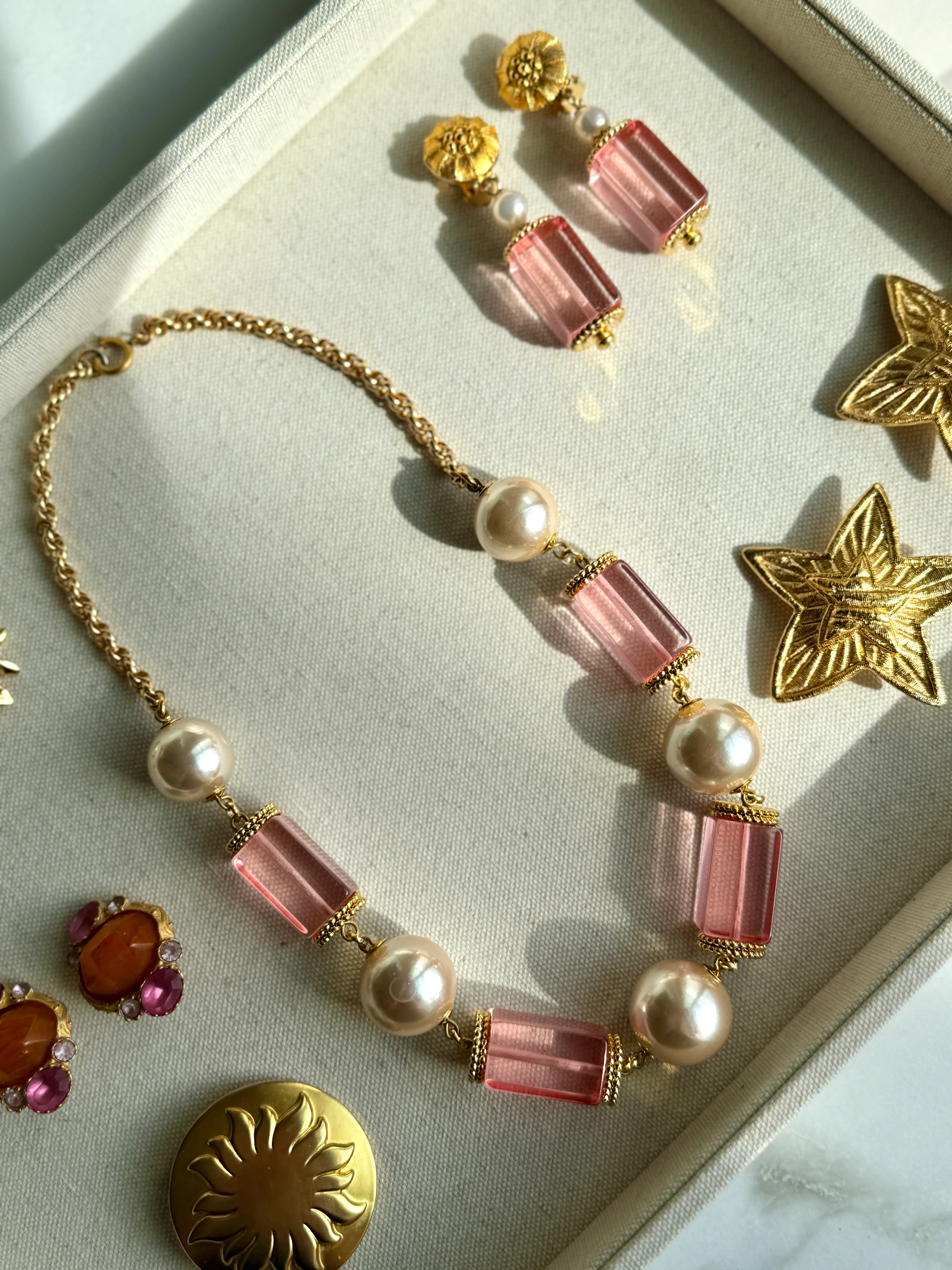 Vintage 60s French Pink Lucite & Pearl Earrings - Image 4