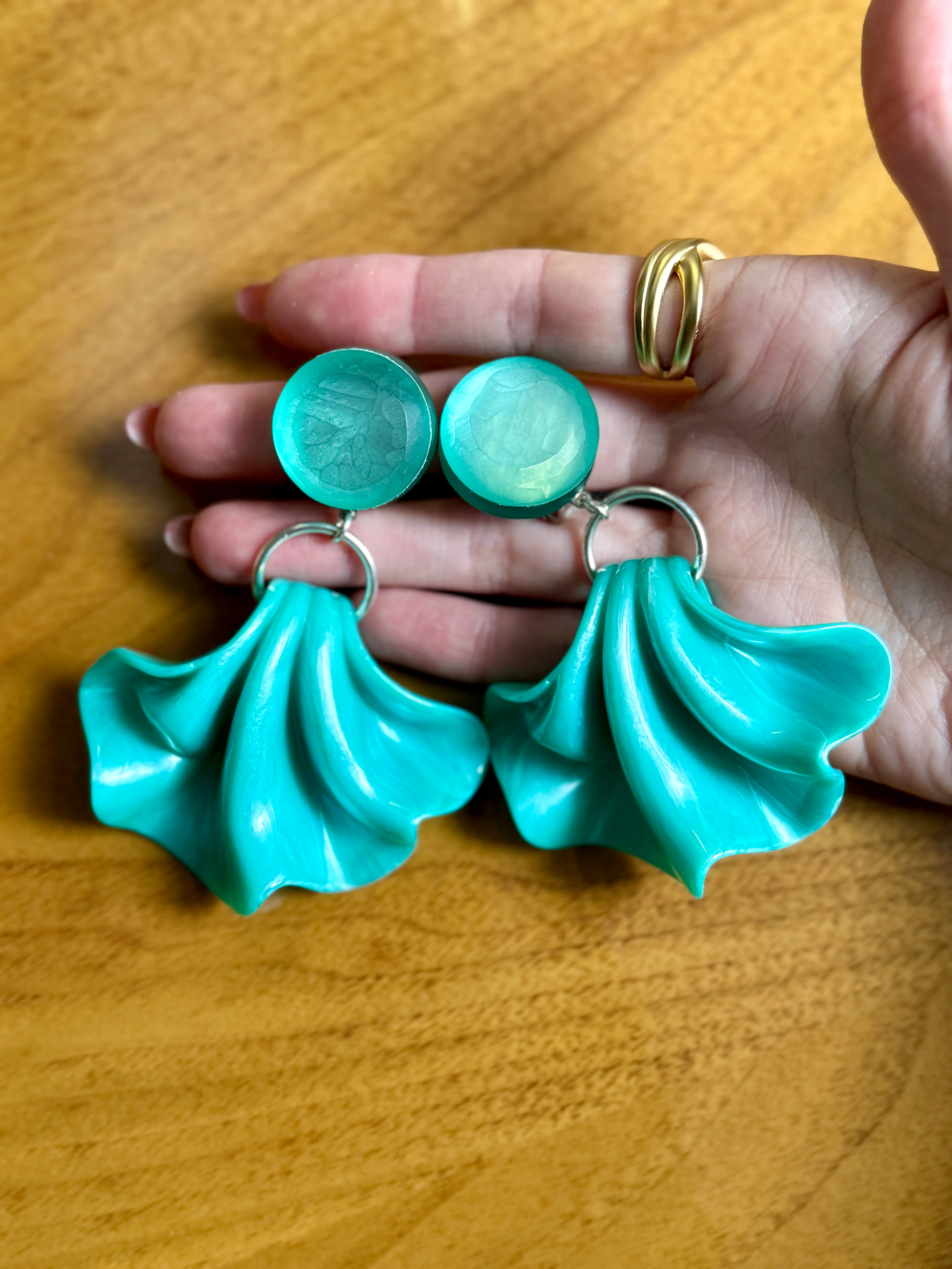 Shimmering Aqua Mirrored Fan Clip-On Earrings - Image 4