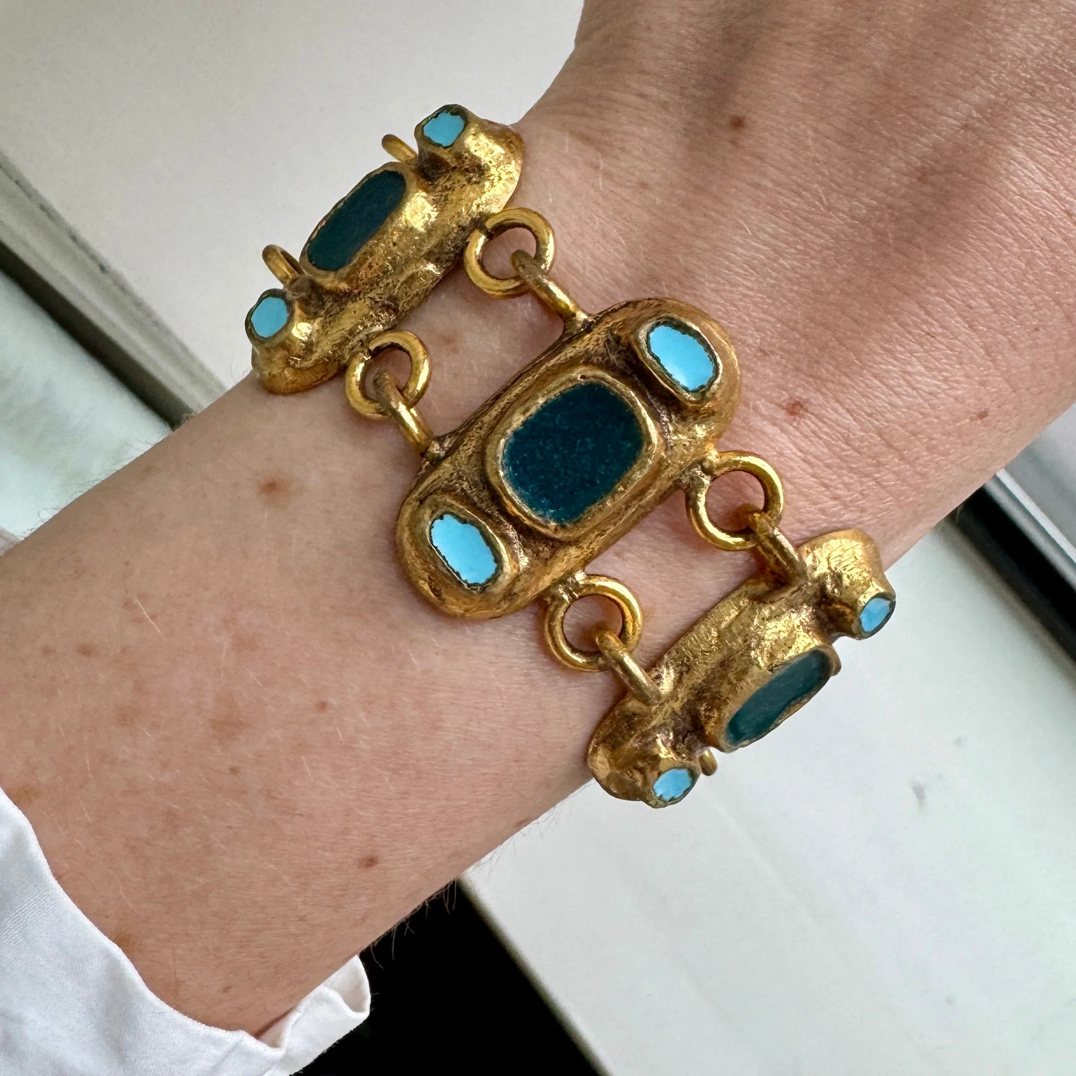 Vintage 1940s French Gold Bracelet with Green & Blue Enamel - Image 2