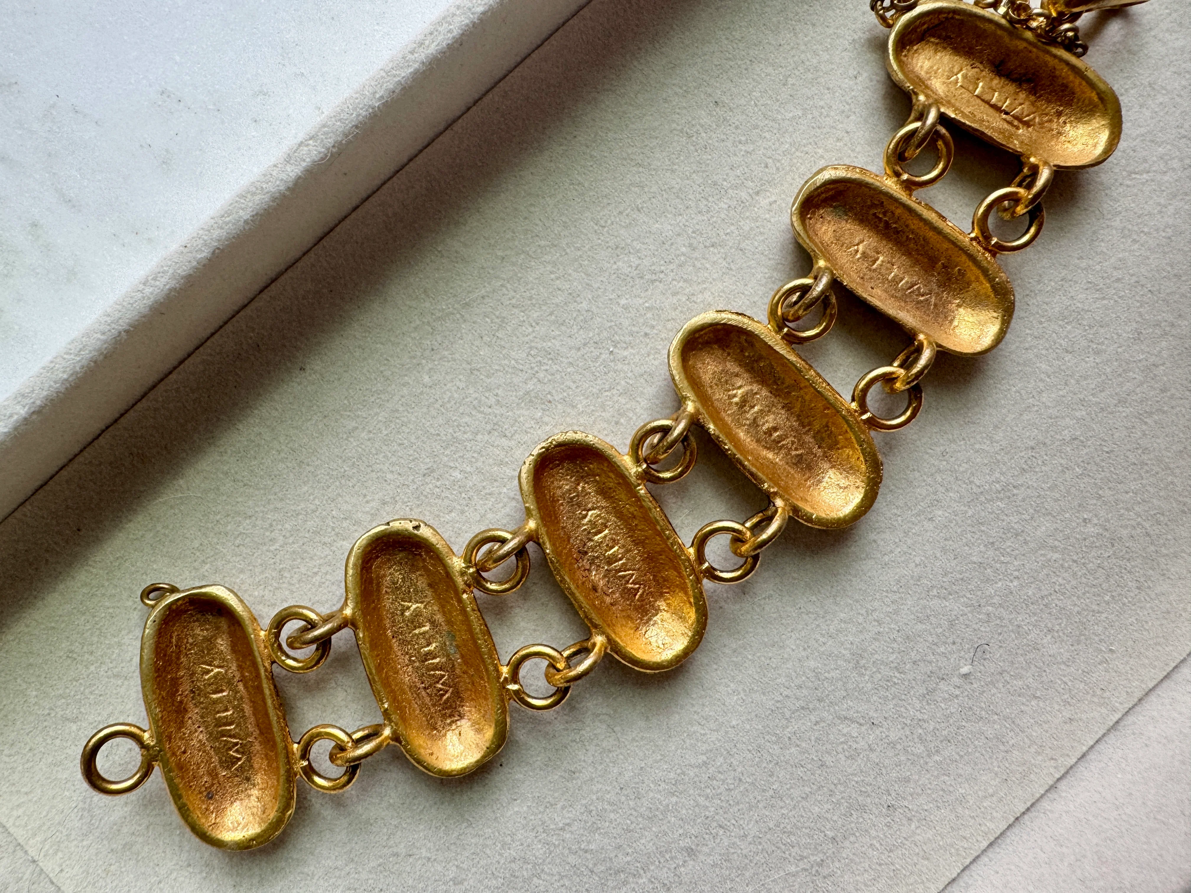 Vintage 1940s French Gold Bracelet with Green & Blue Enamel - Image 4