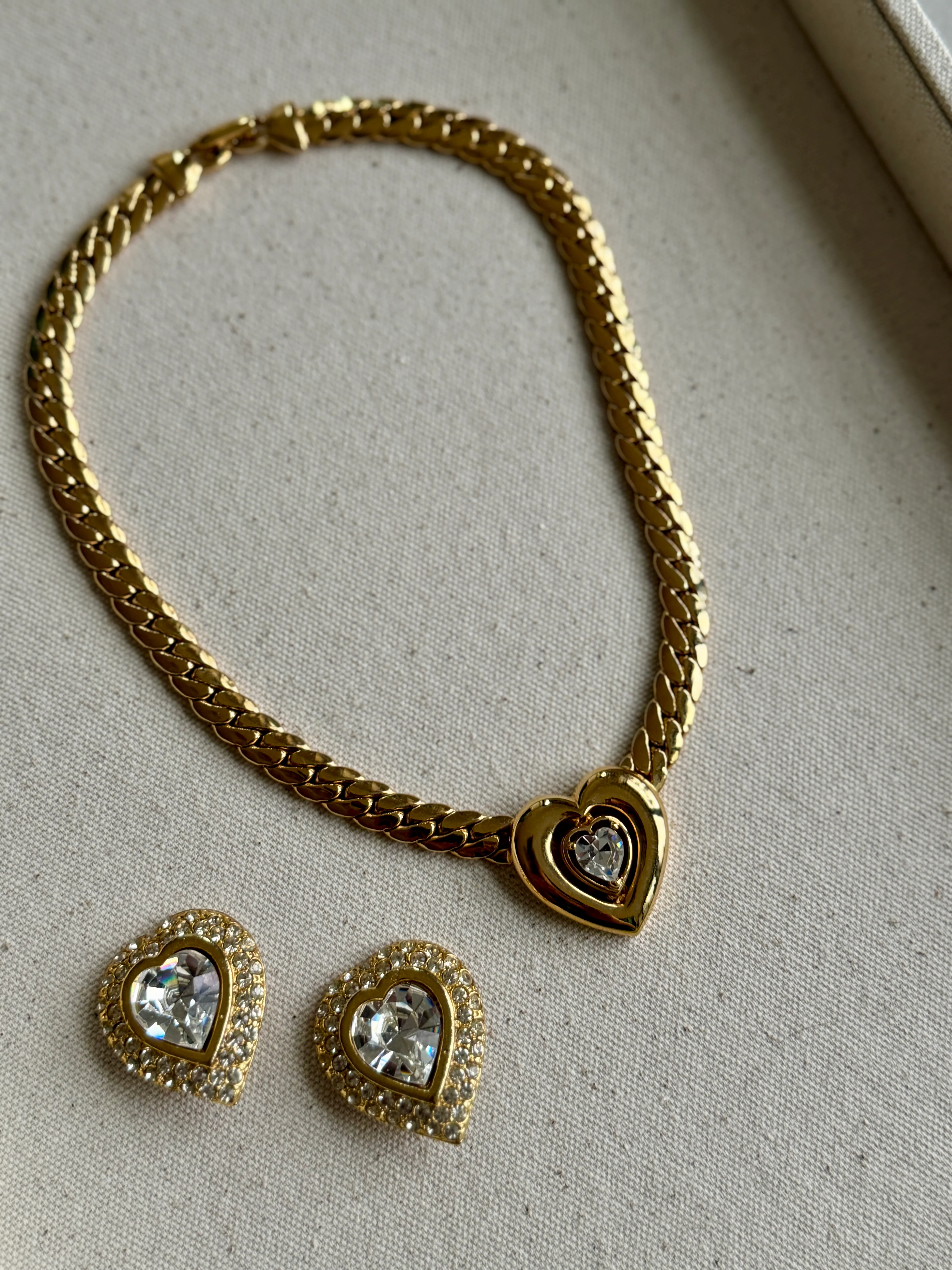 Vintage 80s French Gold Crystal Heart Earrings reserved - Image 3