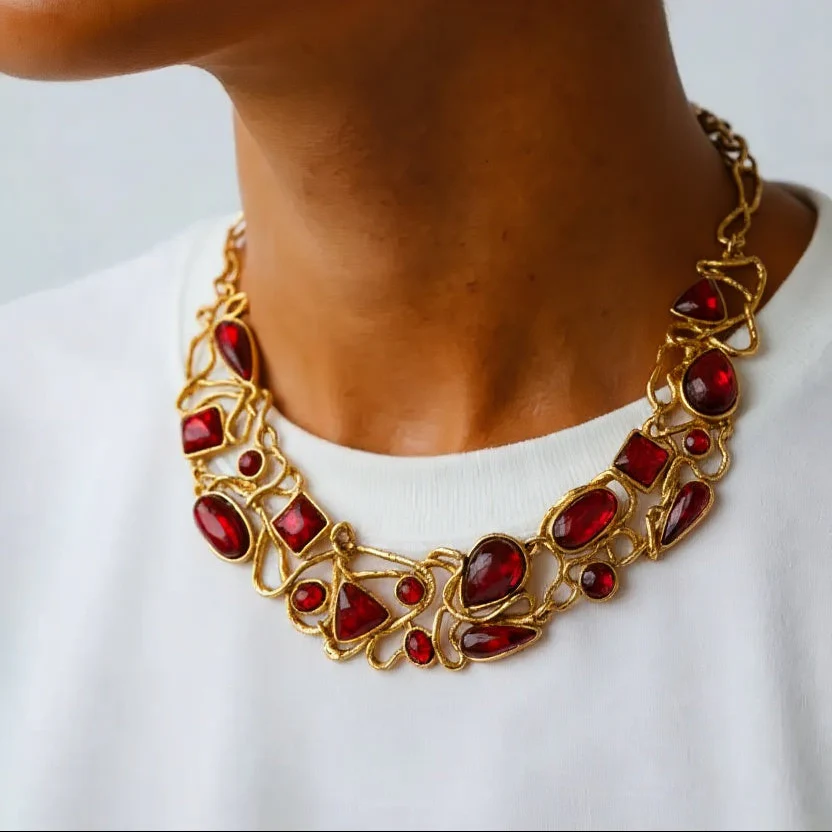 Vintage Designer Dolce Vita Red Mogul Collar Necklace - Image 2