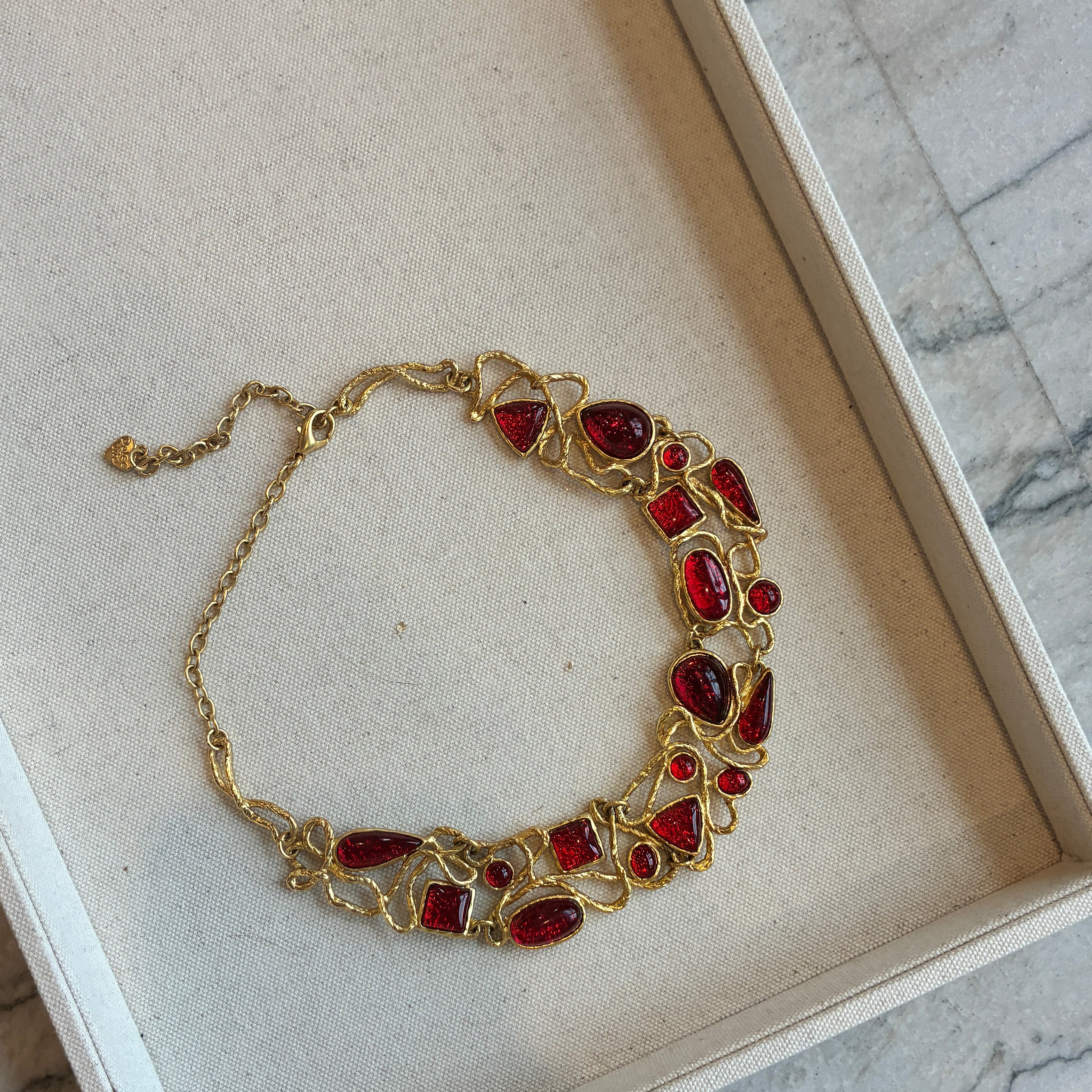 Vintage Designer Dolce Vita Red Mogul Collar Necklace - Image 3