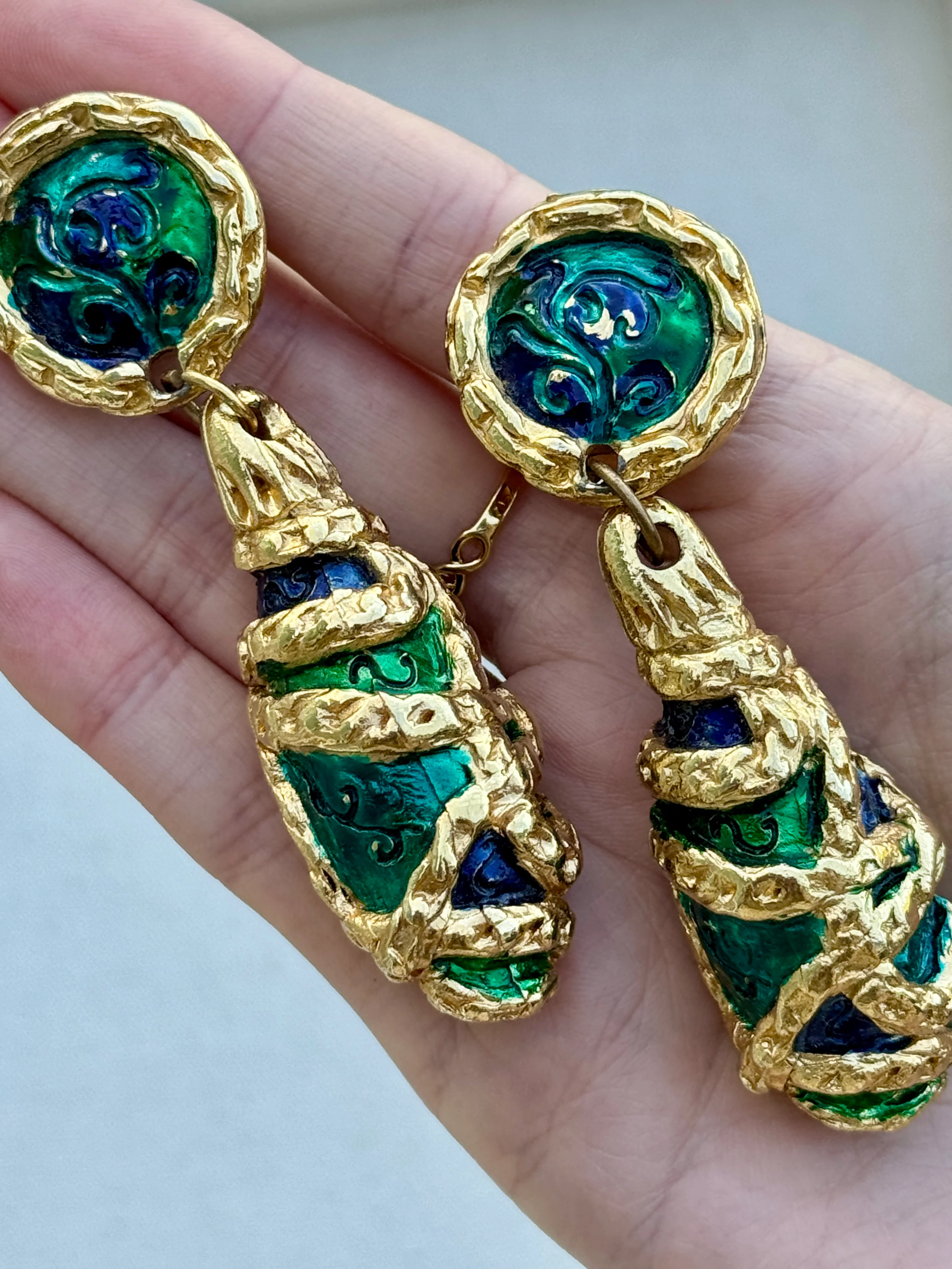 Vintage 80s HUGE French Gilt Blue Painted Resin Earrings - Image 3