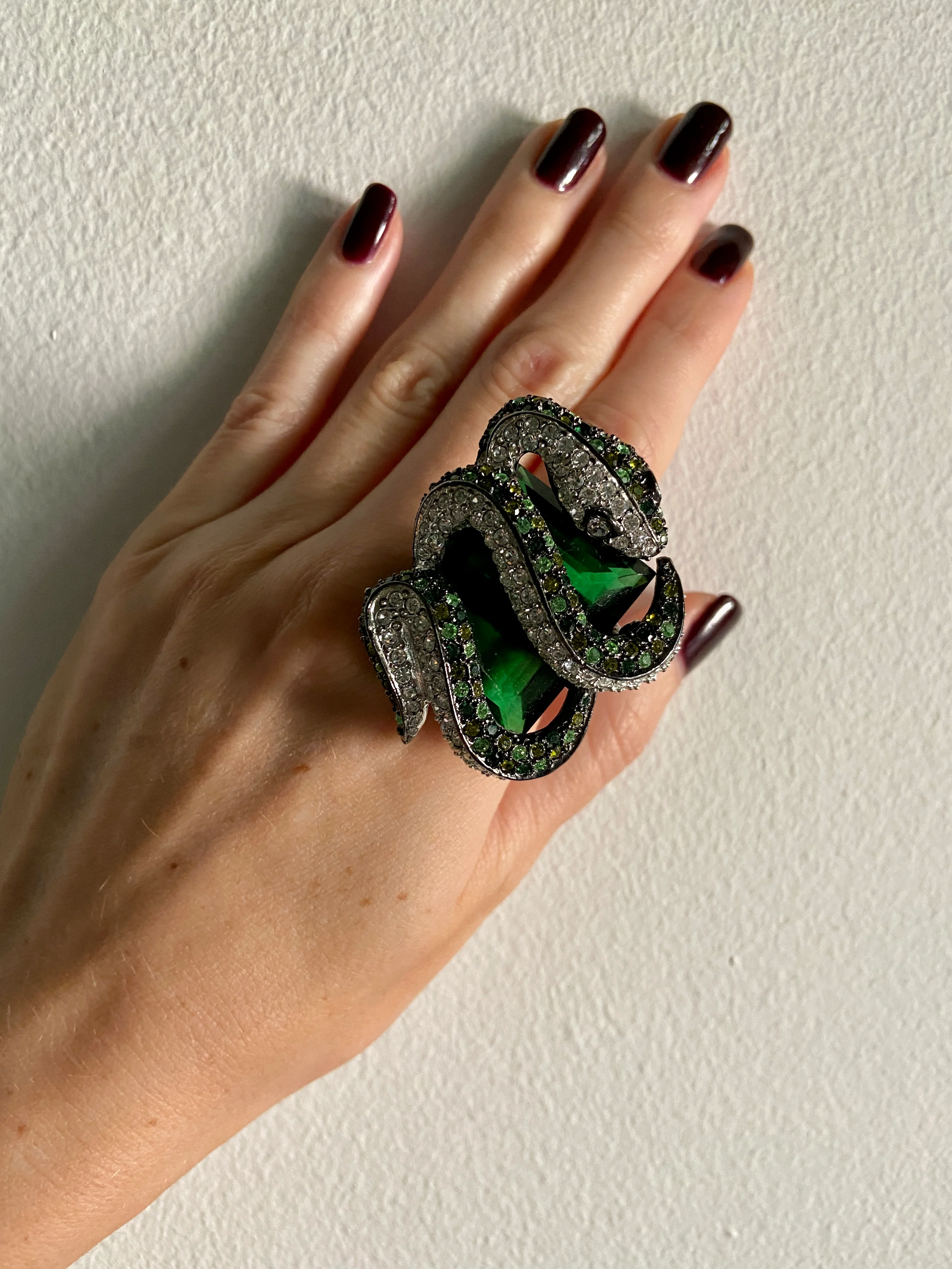 Vintage Kenneth Jay Lane Massive Green Jewel Snake Ring - Image 2